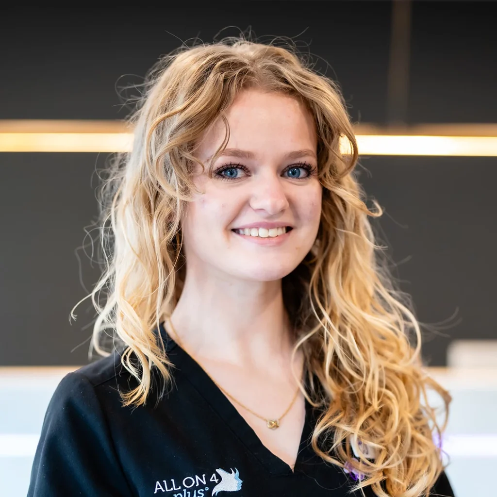 Telilah, Dental Assistant